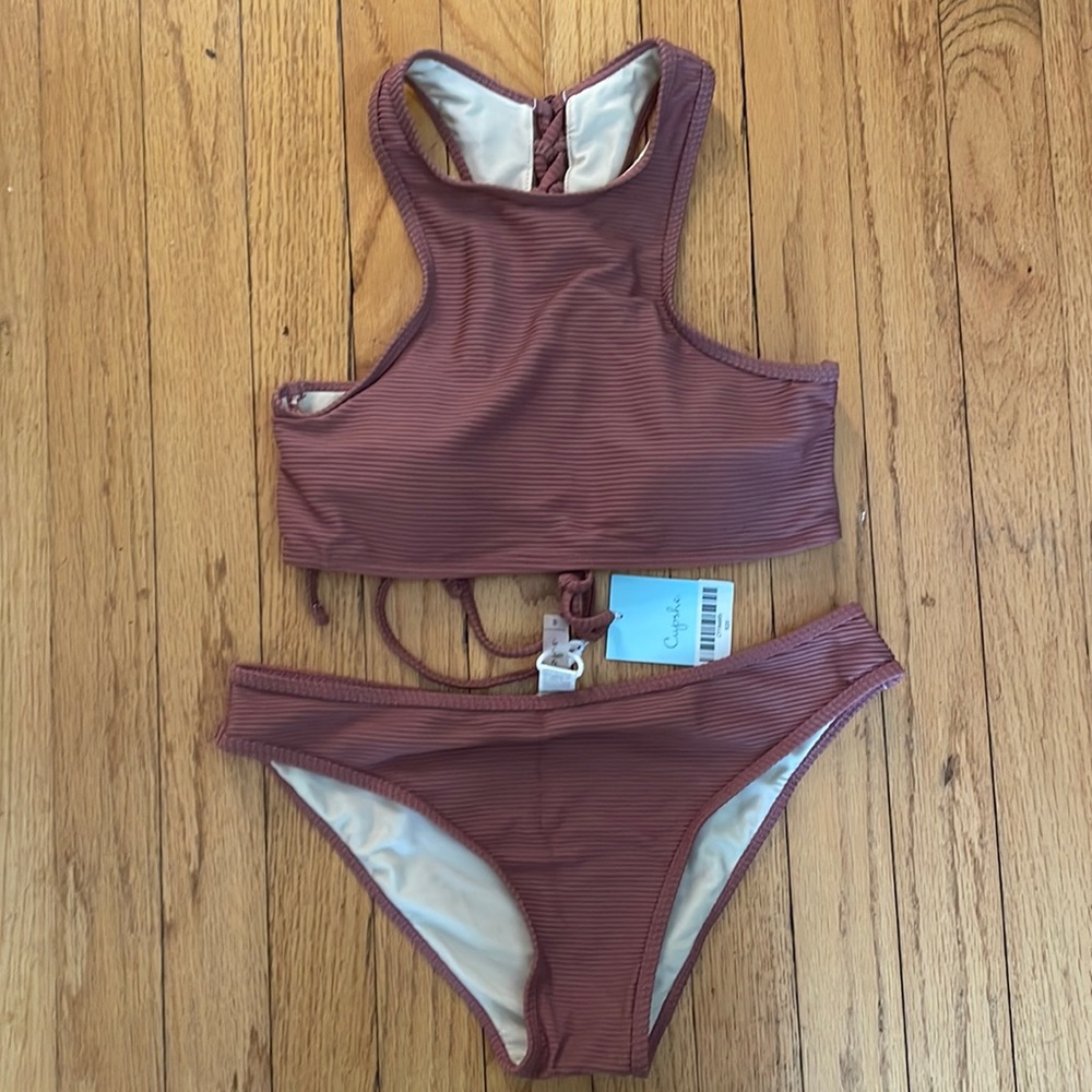 Cupshe bikini, NWT, size Small